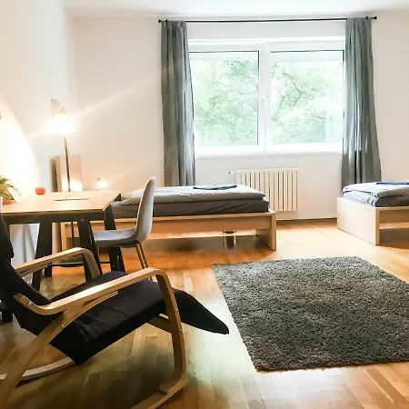 Chill House Гостевой дом Братислава
